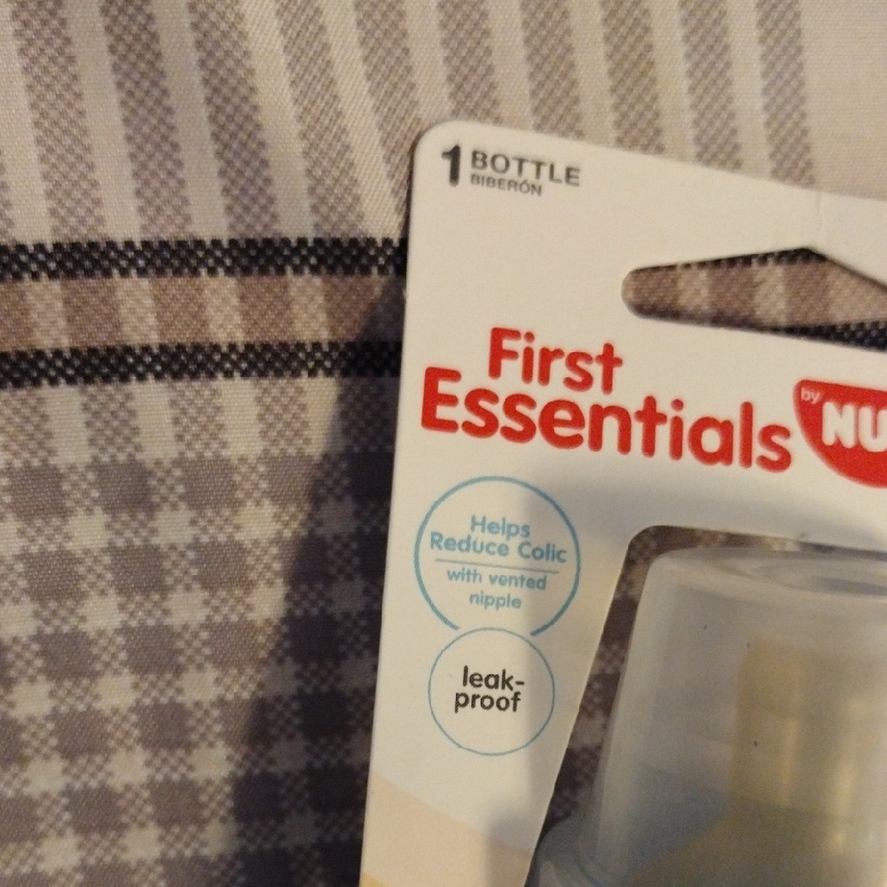 NUK First Essentials Blue Baby Bottle - 9 oz - Picture 4 of 6